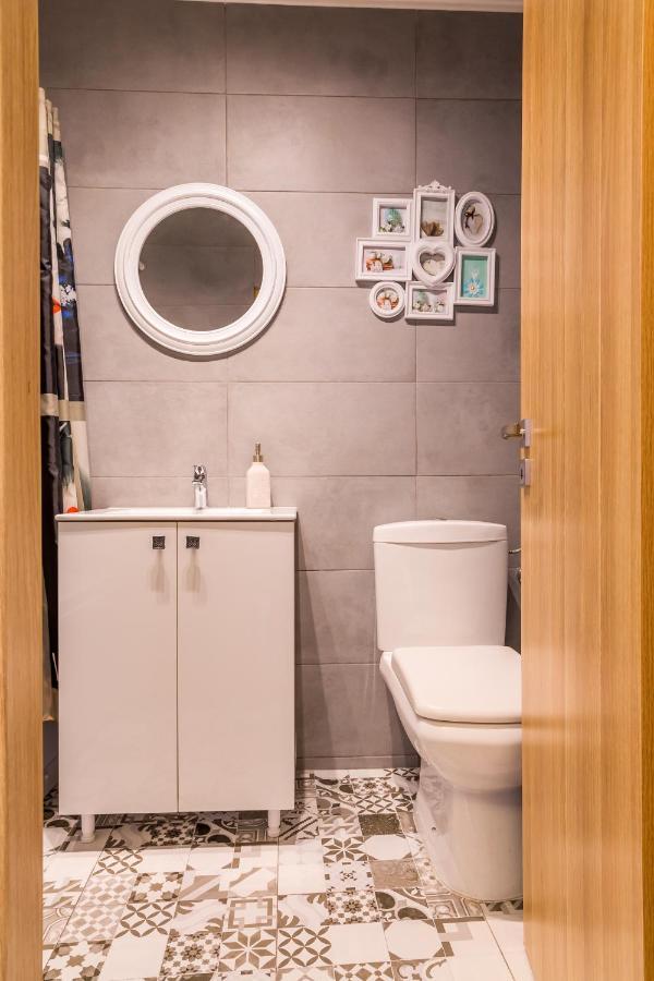 בוקרשט Studio T By Mrg Apartments מראה חיצוני תמונה